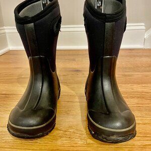 Kids Bogs GRASP SOLID Kids' 100% waterproof and insulated Rain Boots/ Black